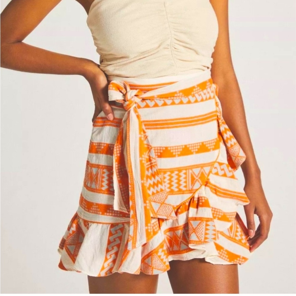 NWT Anthropologie Devotion Twins Ruffle Wrap Mini skirt Size Small